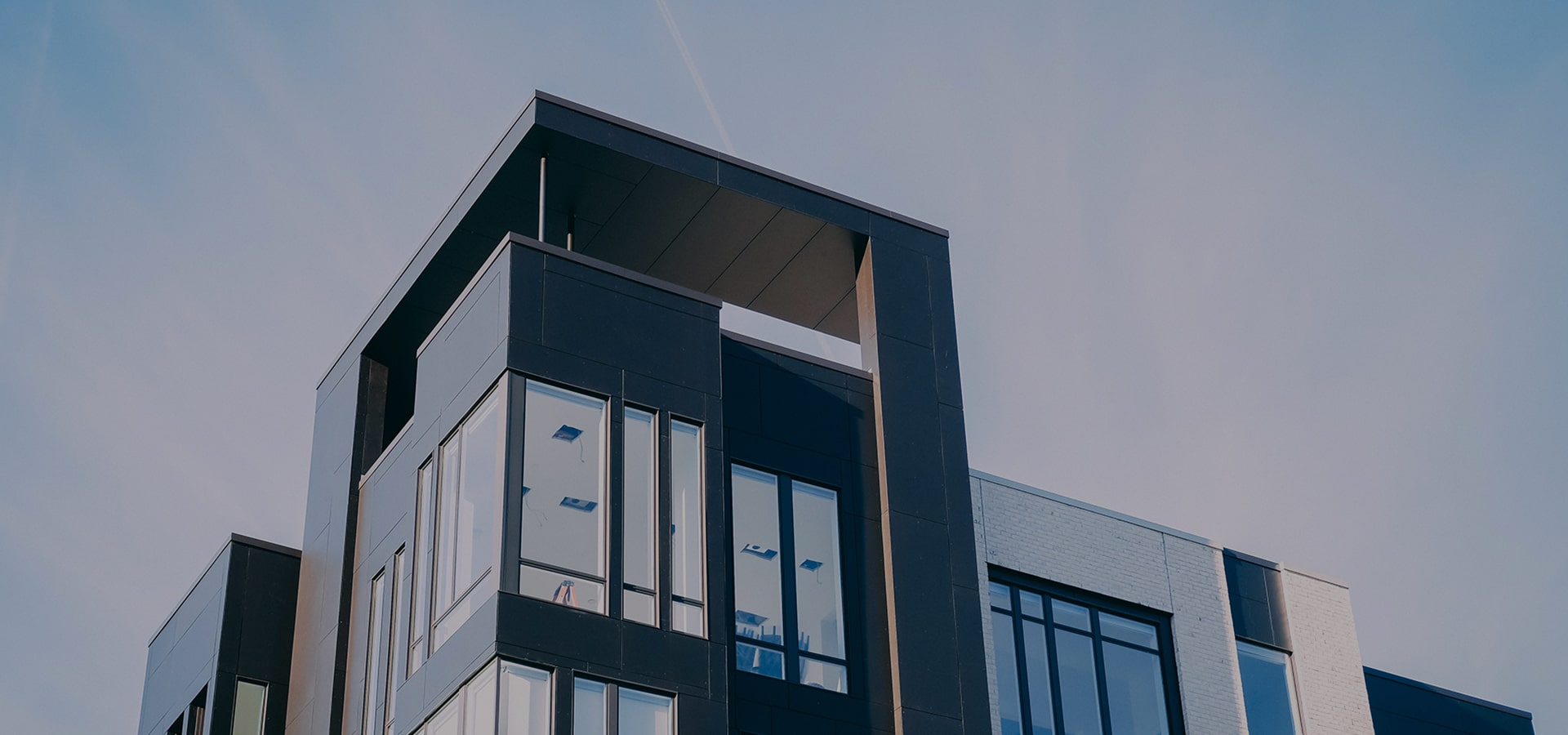 Tawera Realty - Hero Background